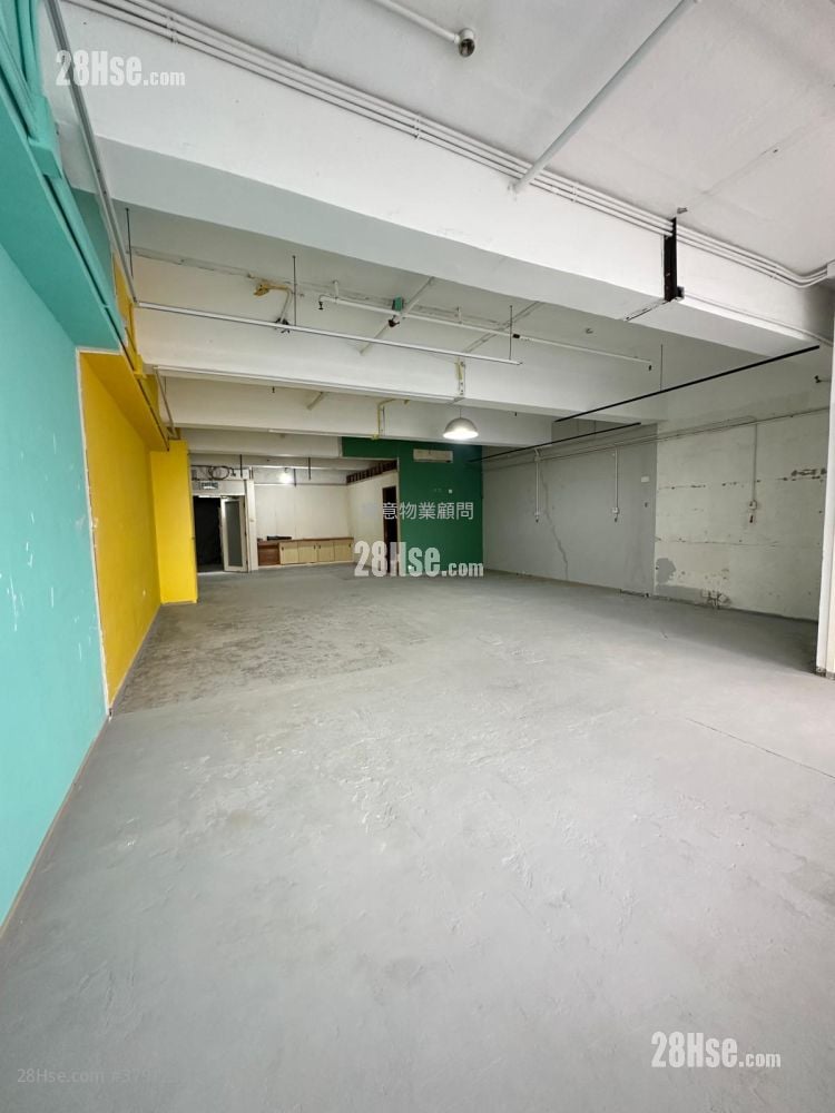 伟昌工业中心 租盘 1,075 平方尺