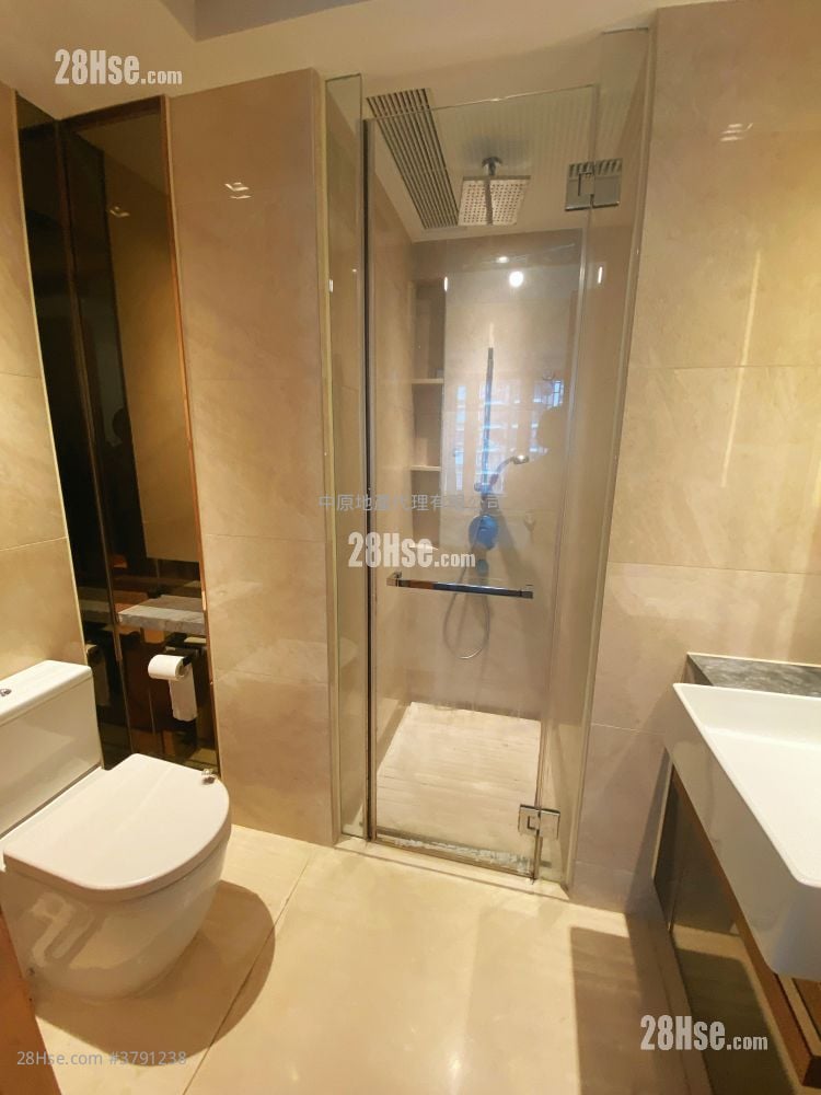 东环 售盘 1 房 , 1 浴室 379 平方尺