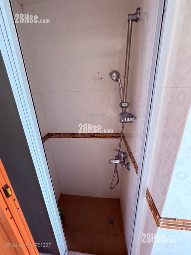 仁英大厦 租盘 2 房 , 1 浴室