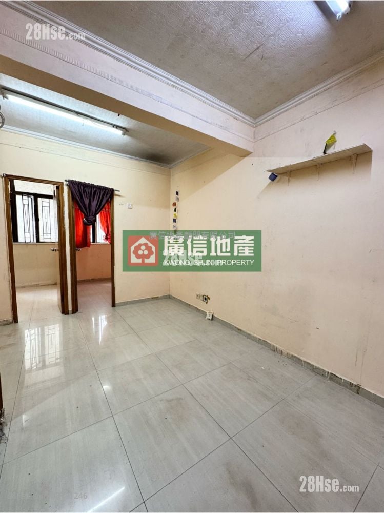 单幢楼房 租盘 2 房 , 1 浴室 406 平方尺