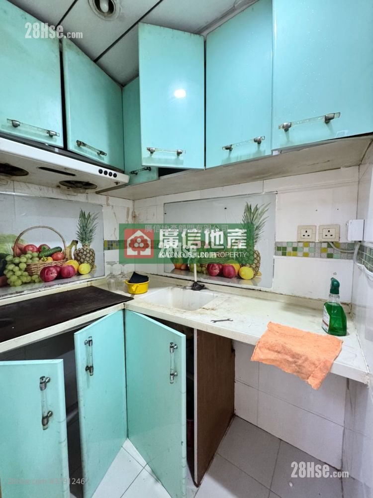 单幢楼房 租盘 2 房 , 1 浴室 406 平方尺