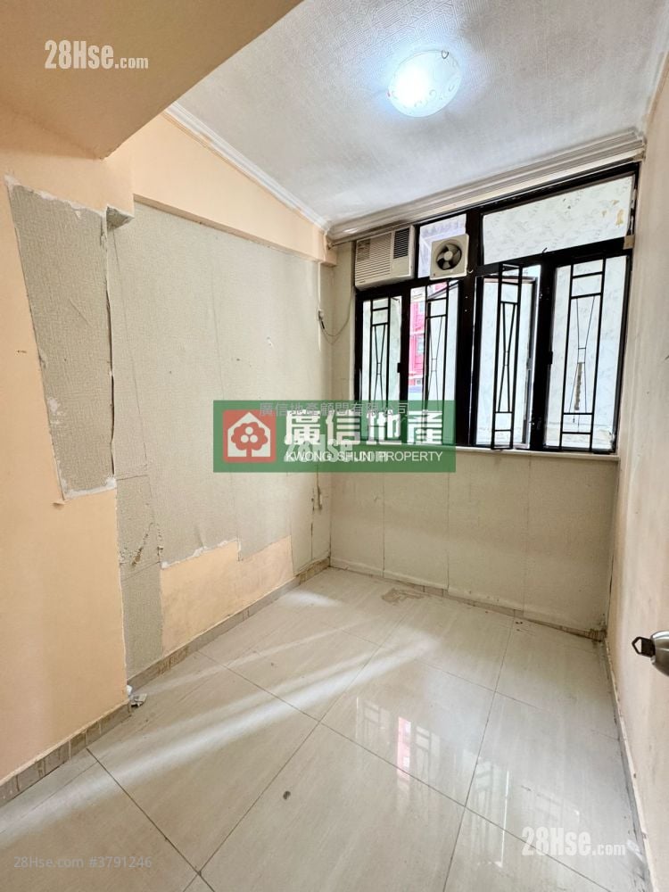 单幢楼房 租盘 2 房 , 1 浴室 406 平方尺