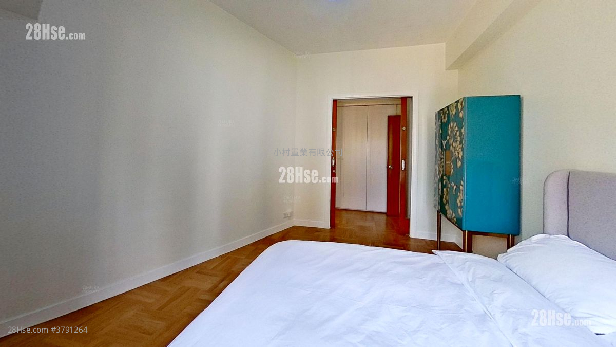 浴室: 竹林苑 租盘 2 房 , 1 浴室 770 平方尺