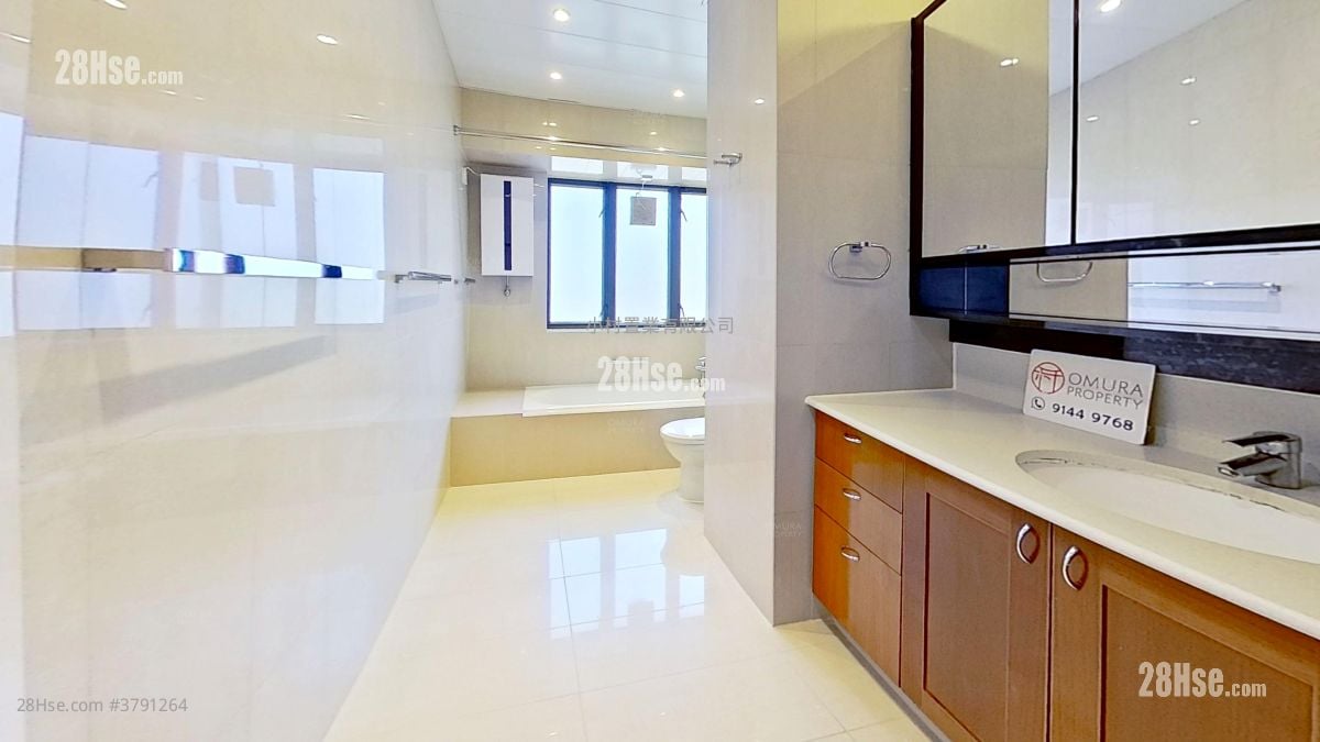 浴室: 竹林苑 租盘 2 房 , 1 浴室 770 平方尺