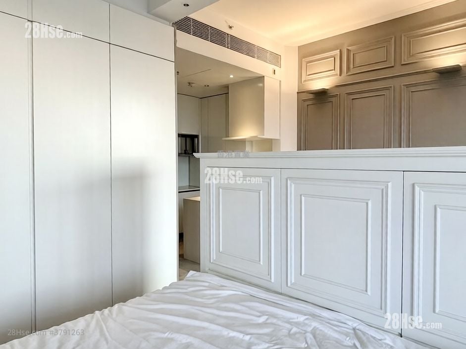 The Gloucester Rental Studio , 1 Bathroom 368 ft²