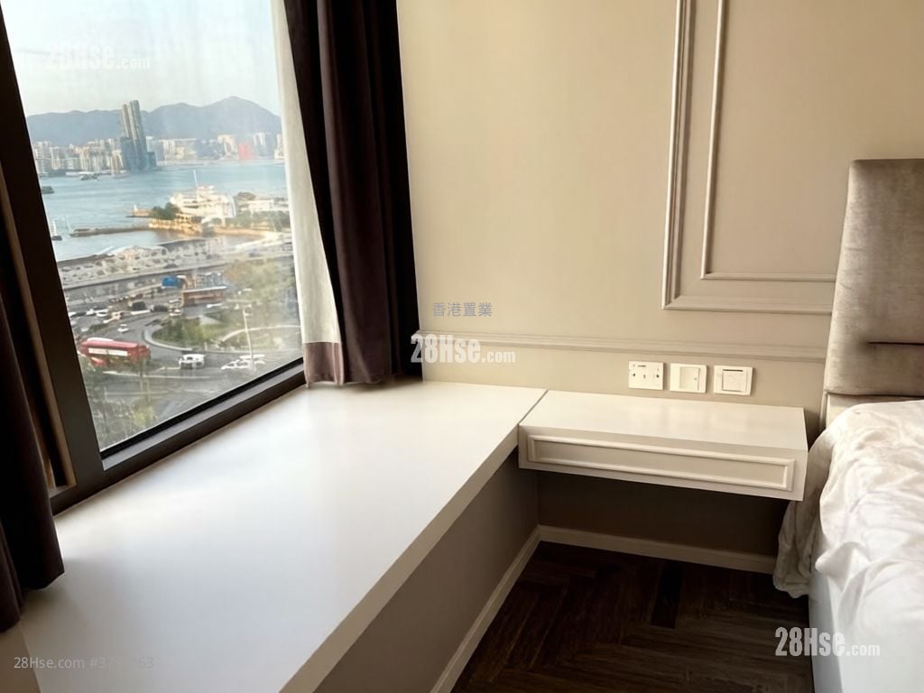 The Gloucester Rental Studio , 1 Bathroom 368 ft²