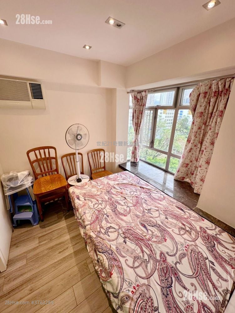 Sunshine City Sell 2 Bedrooms , 1 Bathroom 337 ft²