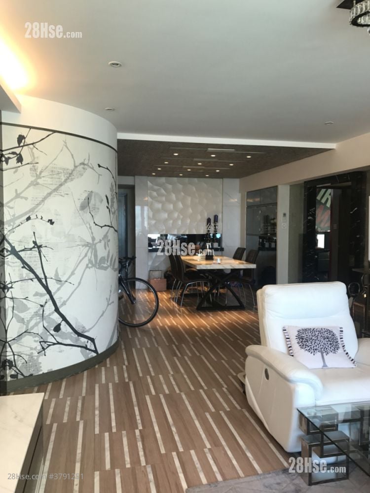 Laguna Verde Sell 3 Bedrooms 1,268 ft²