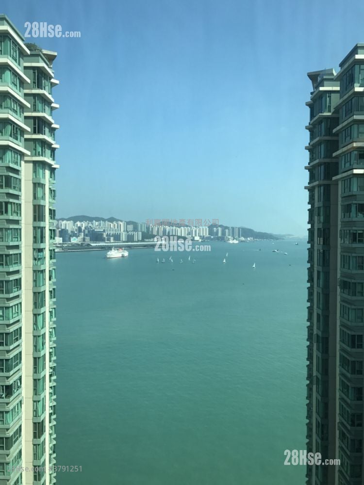 Laguna Verde Sell 3 Bedrooms 1,268 ft²