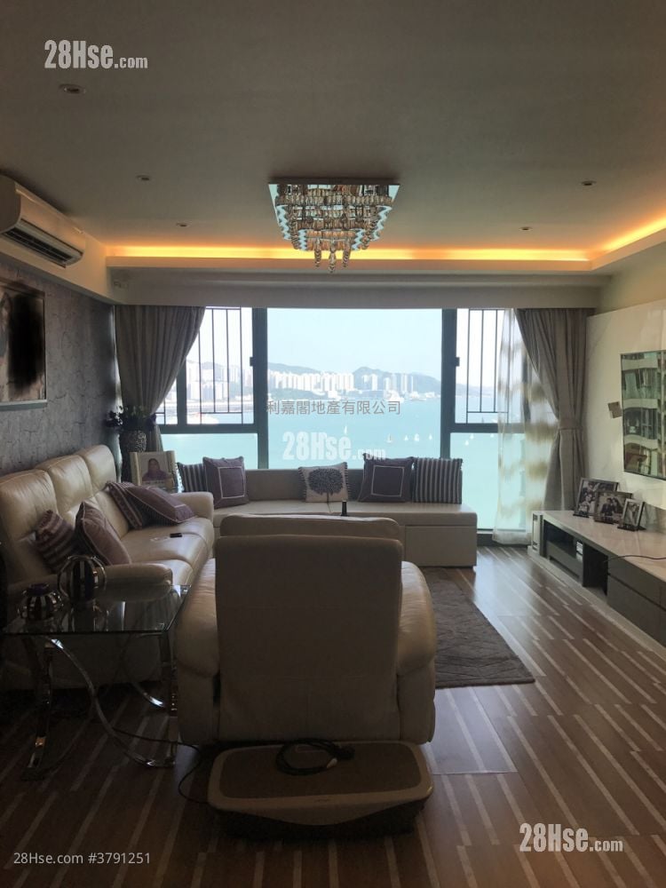 Laguna Verde Sell 3 Bedrooms 1,268 ft²