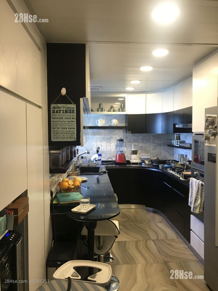 Laguna Verde Sell 3 Bedrooms 1,268 ft²