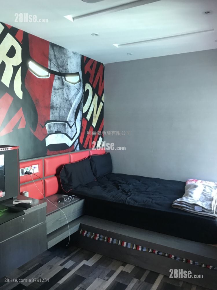 Laguna Verde Sell 3 Bedrooms 1,268 ft²