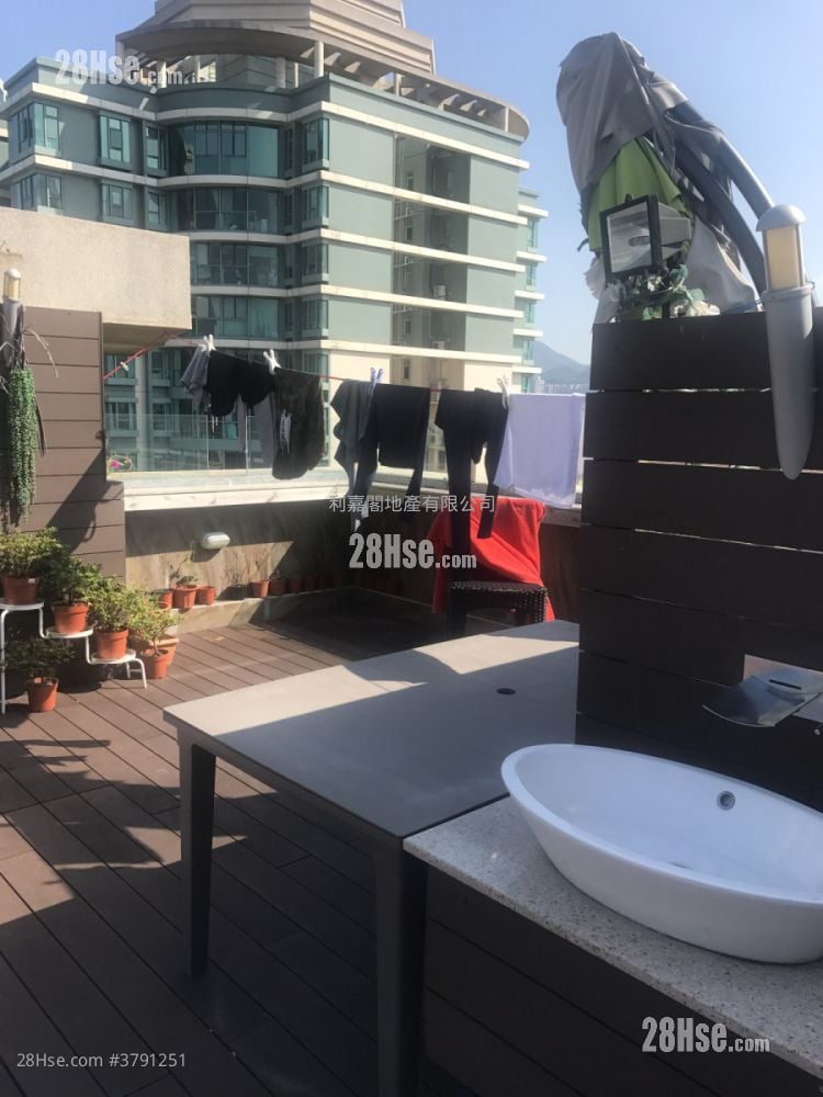 Laguna Verde Sell 3 Bedrooms 1,268 ft²