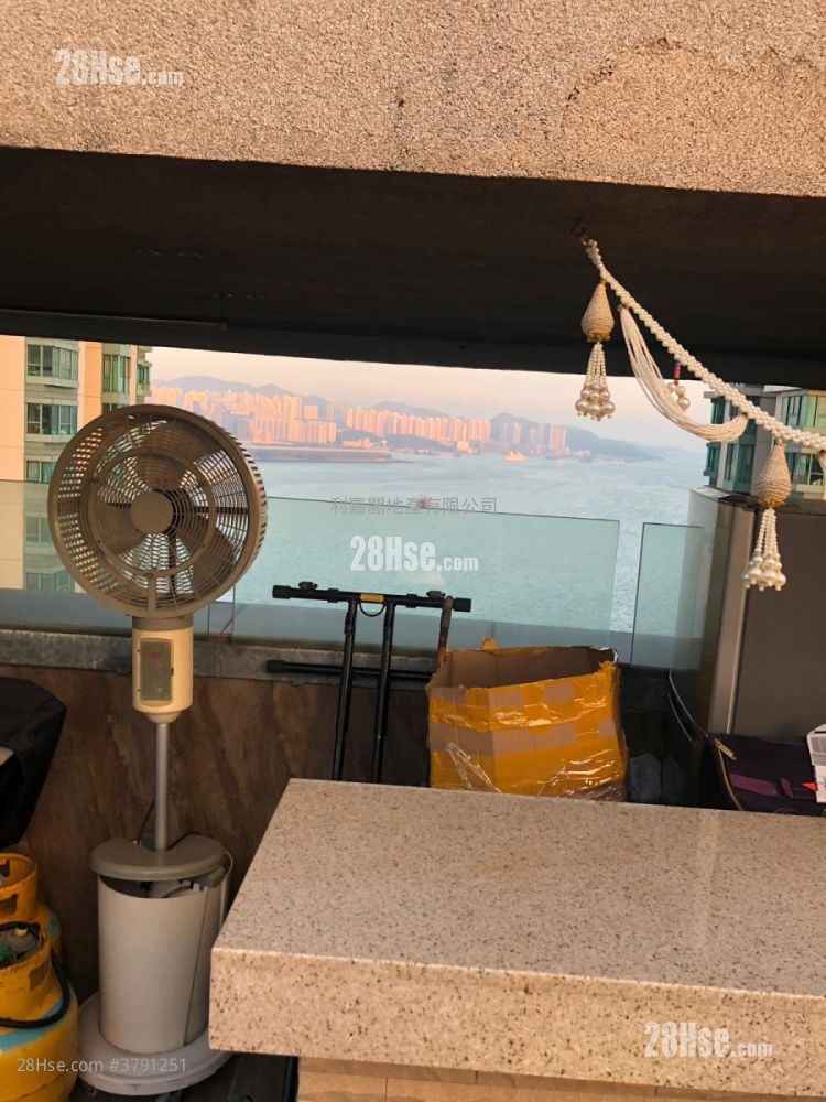 Laguna Verde Sell 3 Bedrooms 1,268 ft²