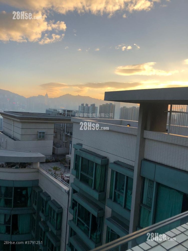 Laguna Verde Sell 3 Bedrooms 1,268 ft²