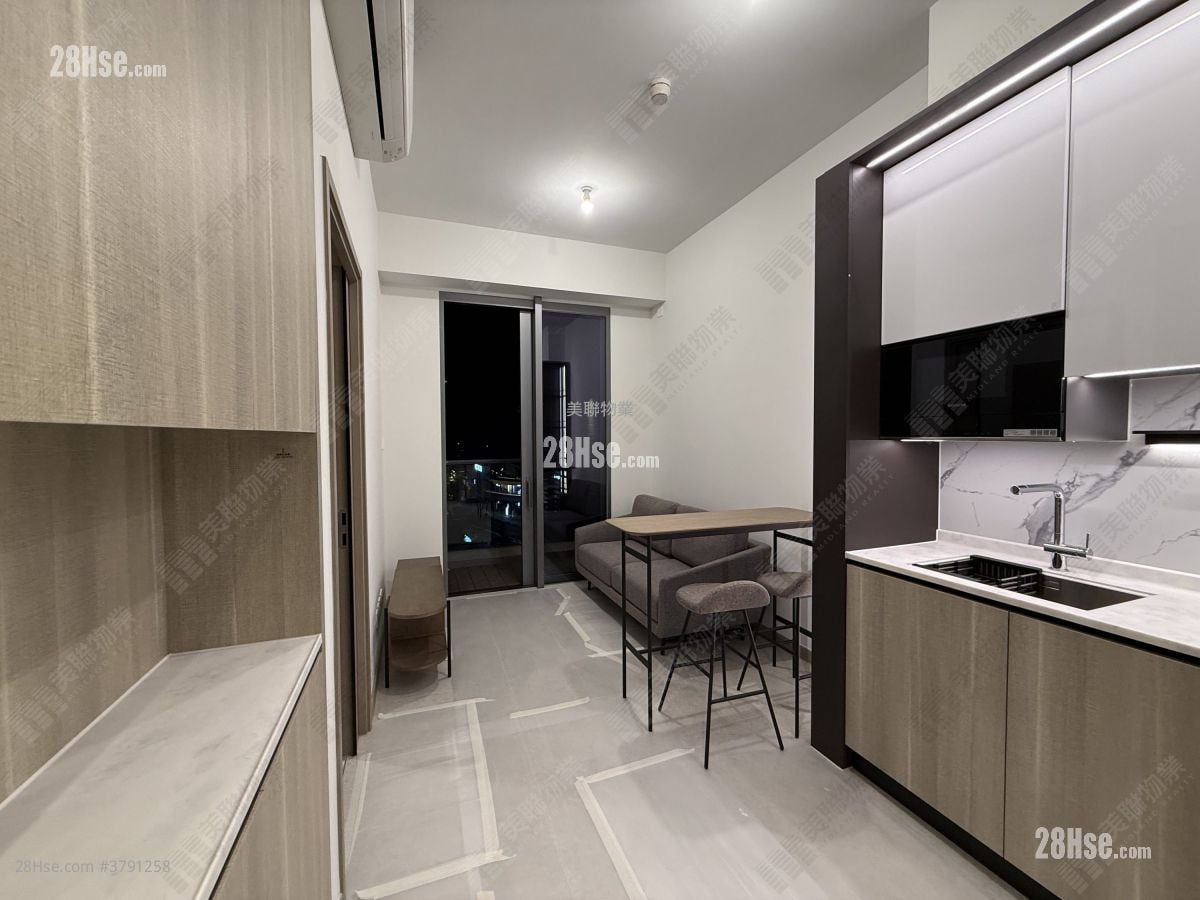 Sierra Sea Sell 1 Bedroom 301 ft²