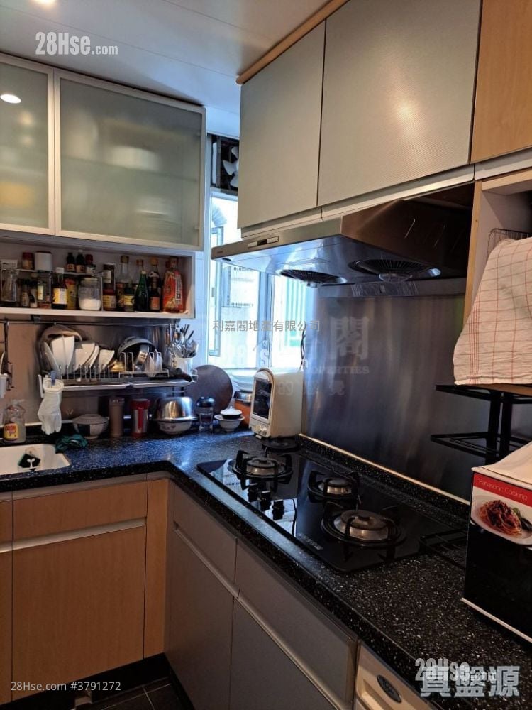 Serenity Place Sell 3 Bedrooms 604 ft²