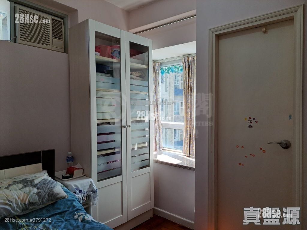 Serenity Place Sell 3 Bedrooms 604 ft²