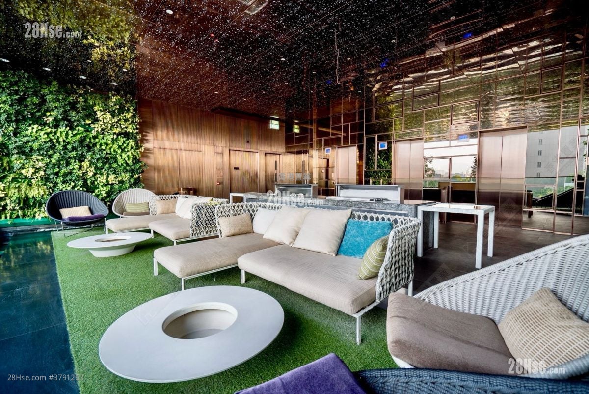 The Gloucester Rental Studio , 1 Bathroom 368 ft²