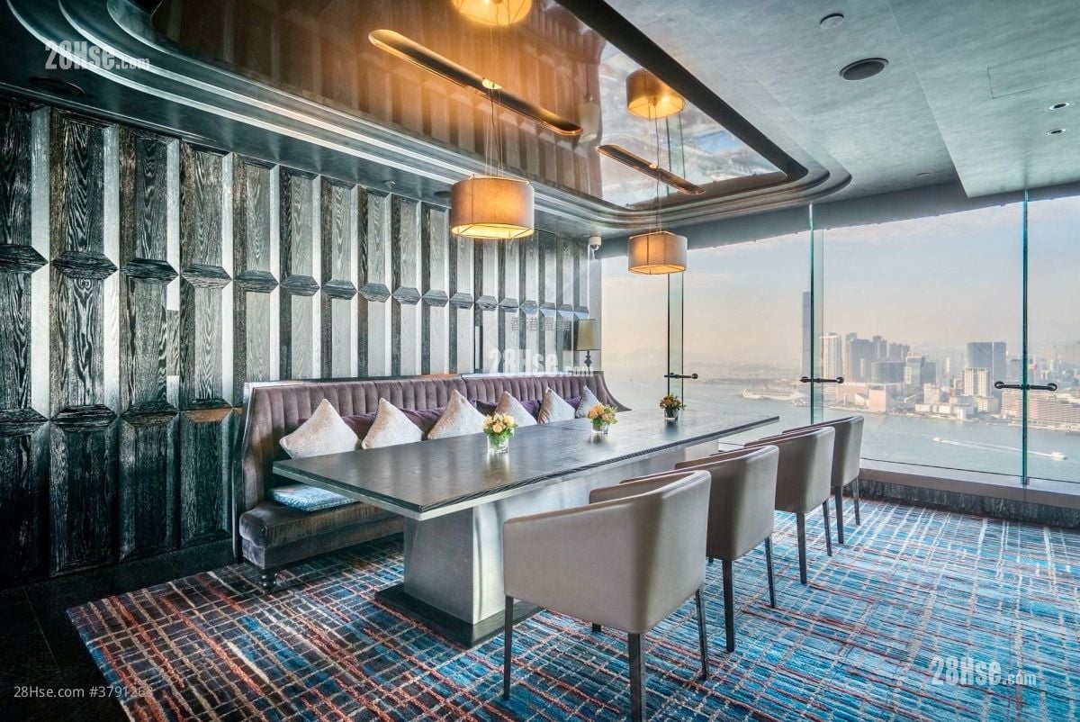 The Gloucester Rental Studio , 1 Bathroom 368 ft²