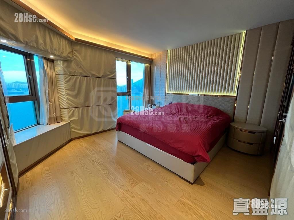 Laguna Verde Sell 5+ Bedrooms 1,113 ft²