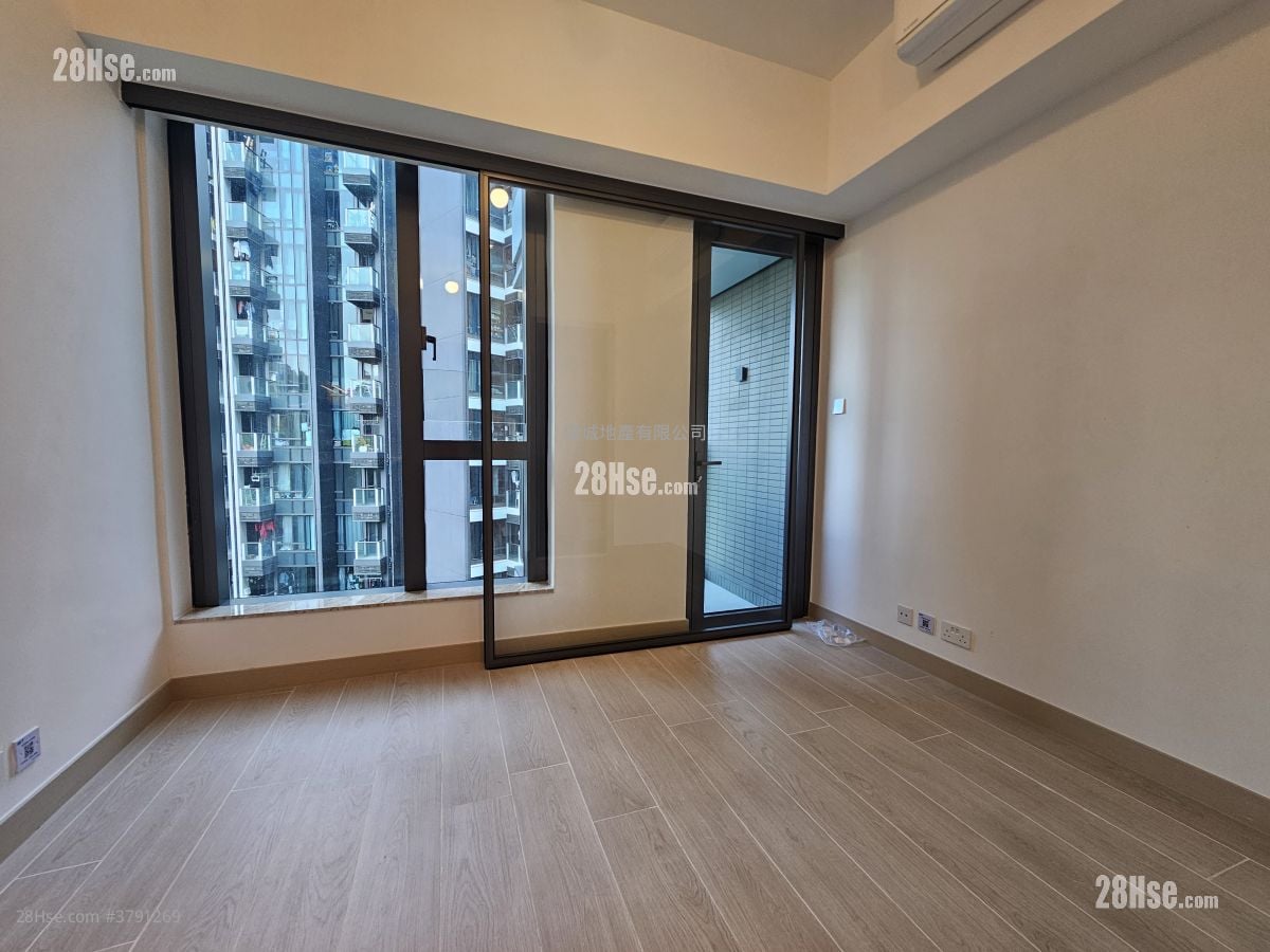 Gold Coast Bay Rental Studio , 1 Bathroom 204 ft²