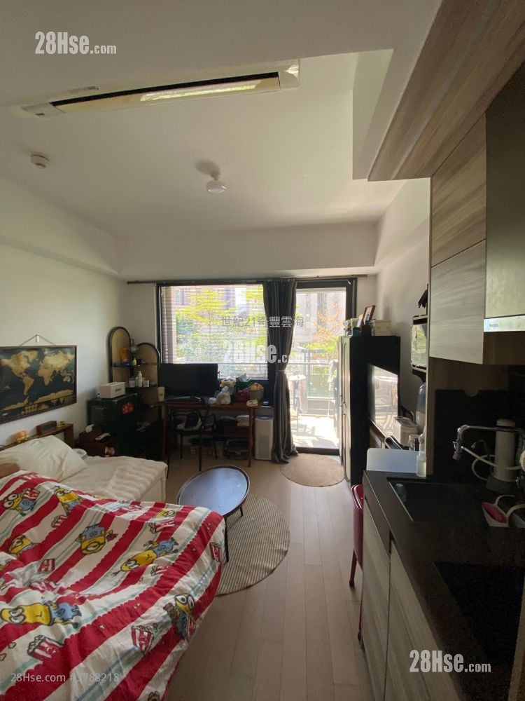 The.met.blossom Sell Studio , 1 Bathroom 200 ft²