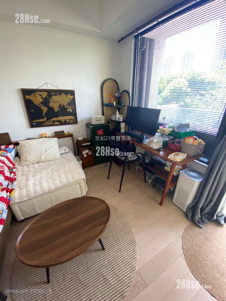 The.met.blossom Sell Studio , 1 Bathroom 200 ft²