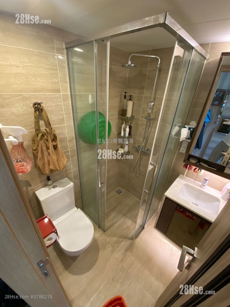 The.met.blossom Sell Studio , 1 Bathroom 200 ft²