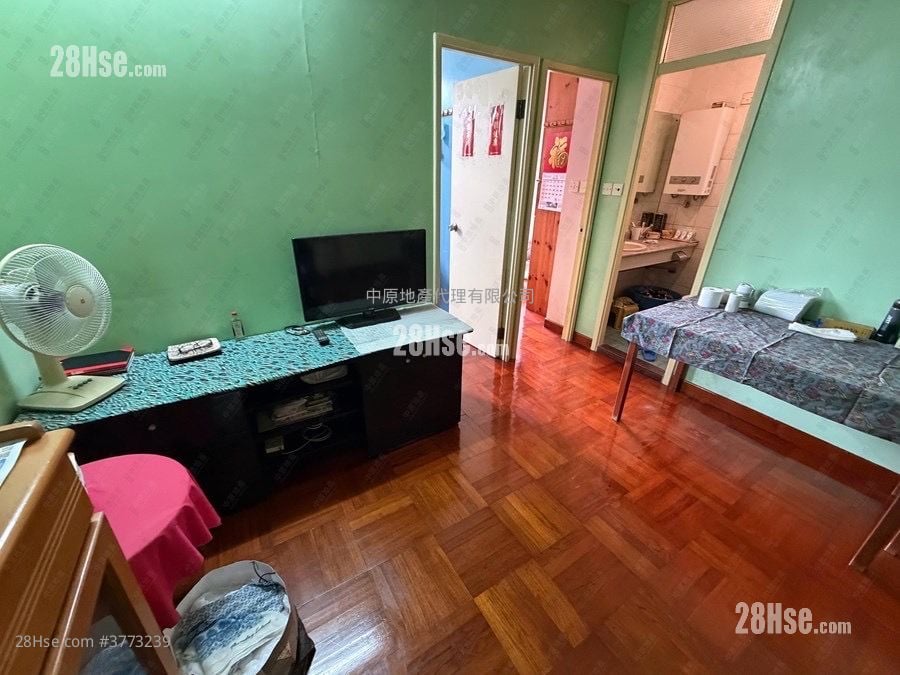 裕东苑 售盘 1 房 , 1 浴室 426 平方尺