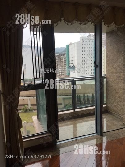 御龙山 售盘 2 房 , 1 浴室 554 平方尺