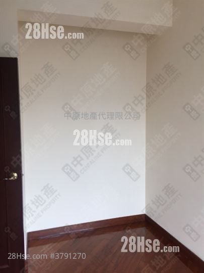 御龙山 售盘 2 房 , 1 浴室 554 平方尺