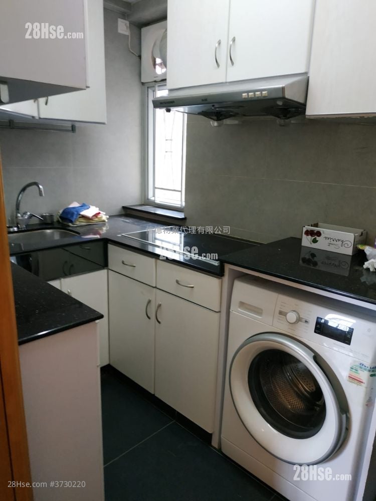 光超台 租盘 3 房 , 1 浴室 527 平方尺