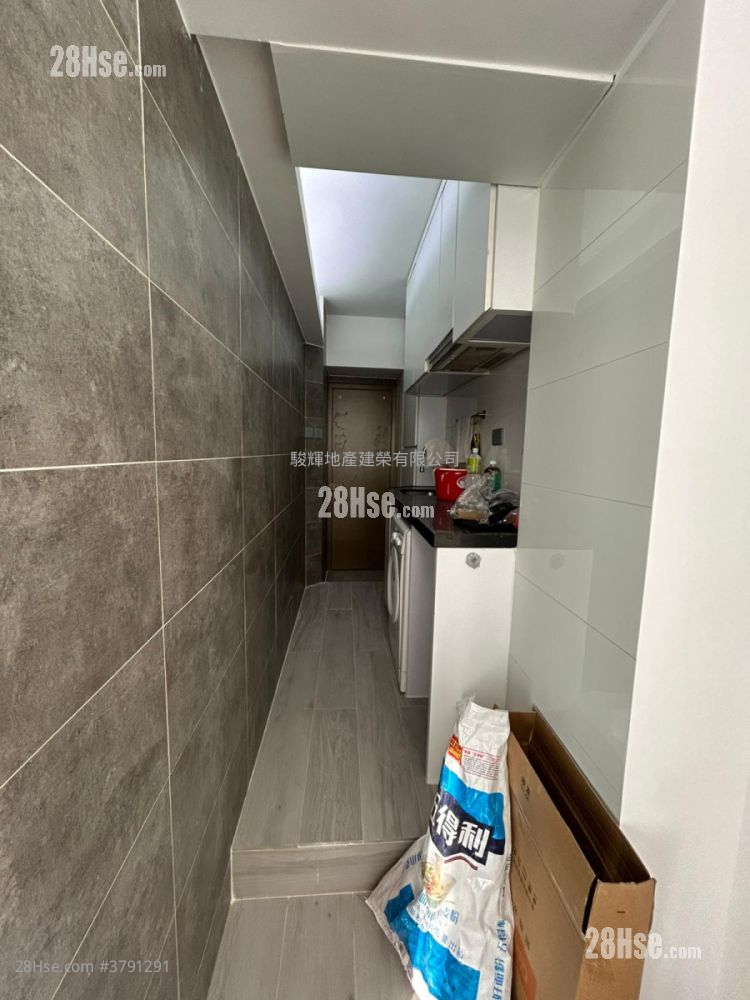 炜亨大厦 租盘 1 房 , 1 浴室 220 平方尺