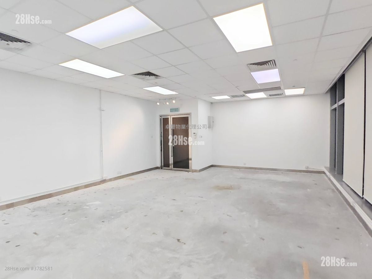 Ford Glory Plaza Rental Studio