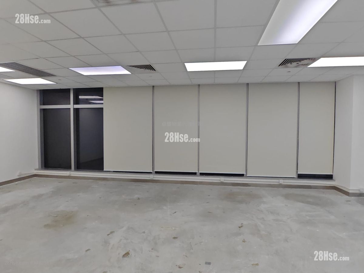 Ford Glory Plaza Rental Studio