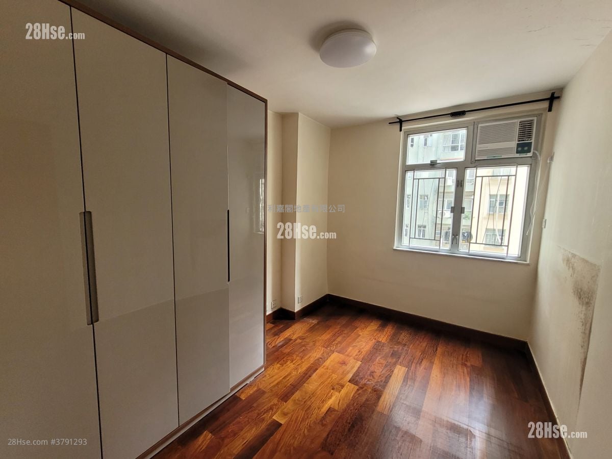 美孚新邨 售盘 2 房 , 1 浴室 556 平方尺