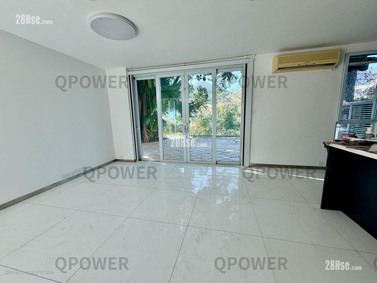 柏丽湾别墅 租盘 4 房 1,332 平方尺