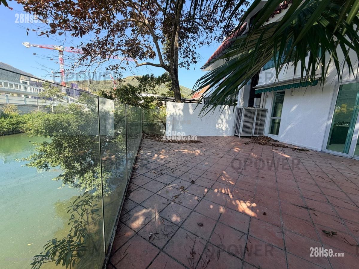 柏丽湾别墅 租盘 4 房 1,332 平方尺