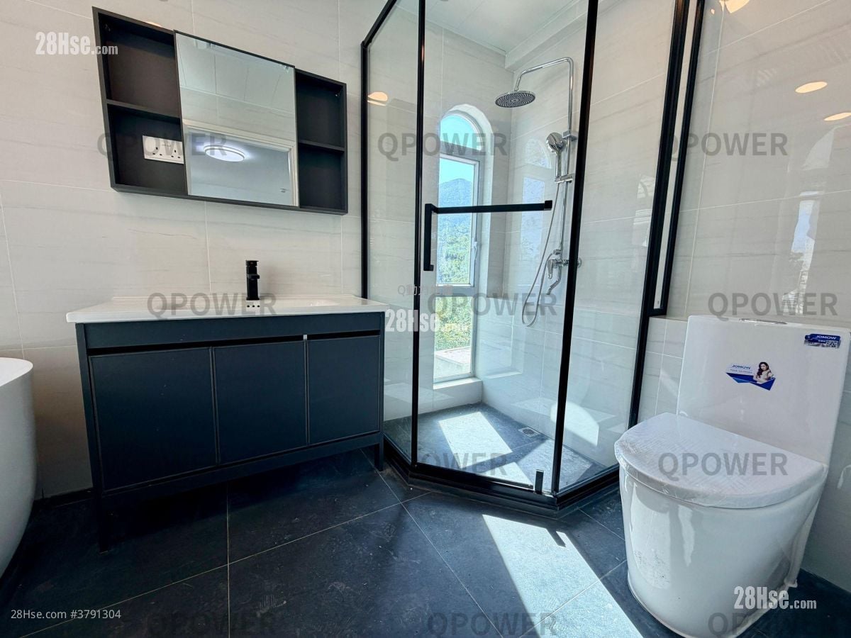 柏丽湾别墅 租盘 4 房 1,332 平方尺