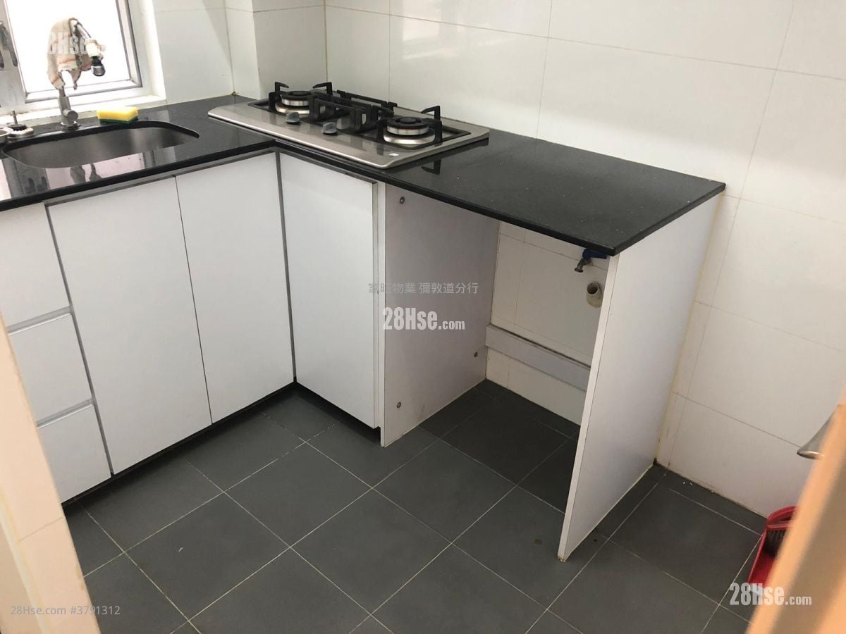 丽英大厦 售盘 3 房 , 1 浴室 662 平方尺