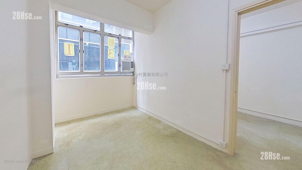 master room: 35-37 Yiu Wa Street Rental 2 Bedrooms , 1 Bathroom 450 ft²