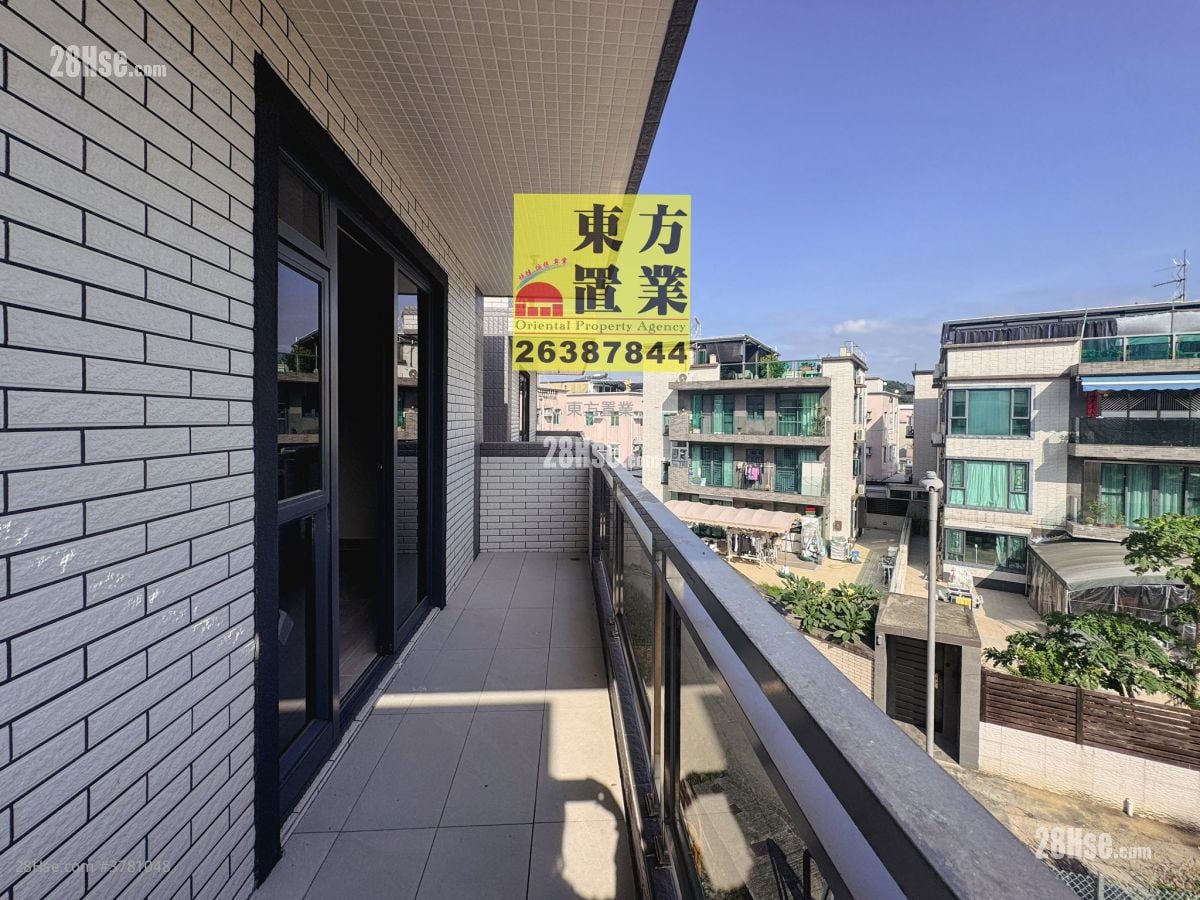 Village Sell 3 Bedrooms , 2 Bathrooms 700 ft²