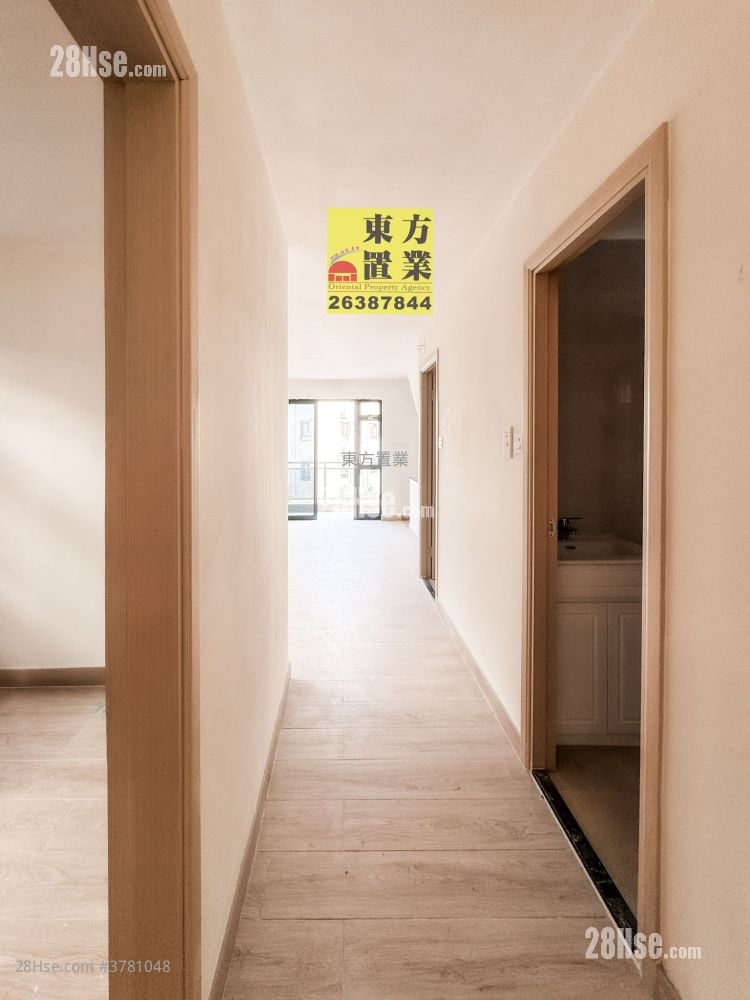 Village Sell 3 Bedrooms , 2 Bathrooms 700 ft²