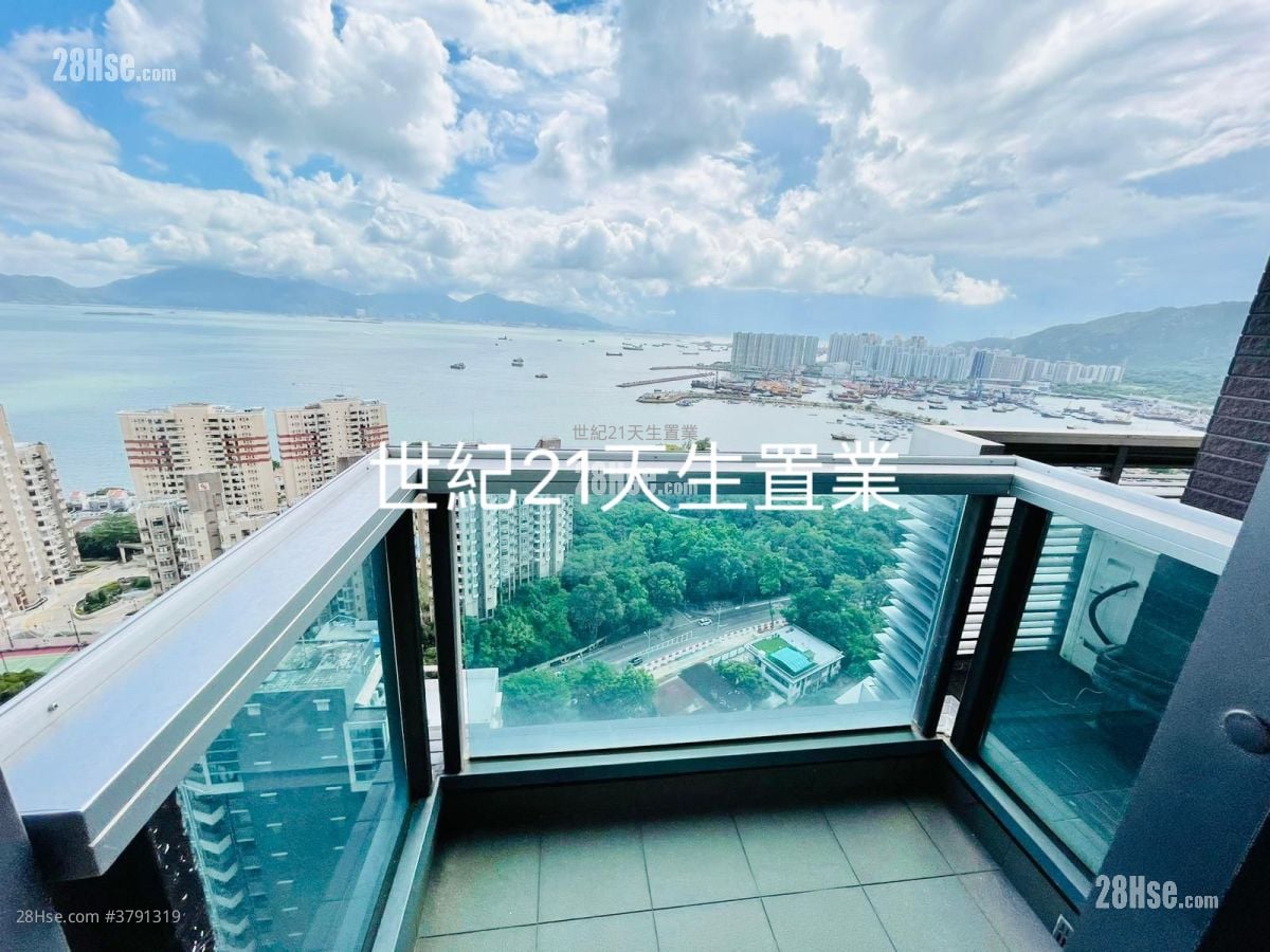 海誉 售盘 4 房 , 3 浴室 1,026 平方尺