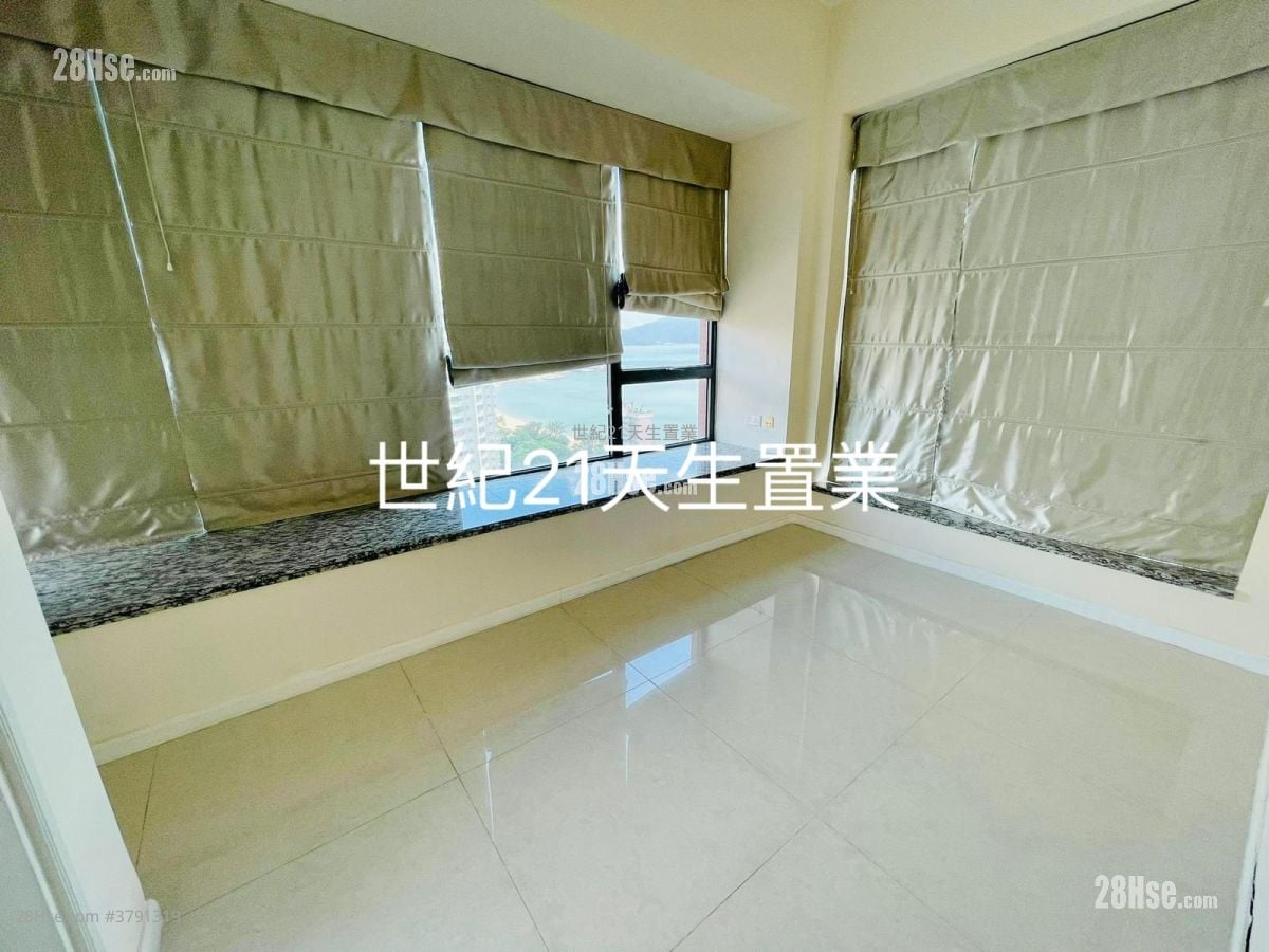 海誉 售盘 4 房 , 3 浴室 1,026 平方尺