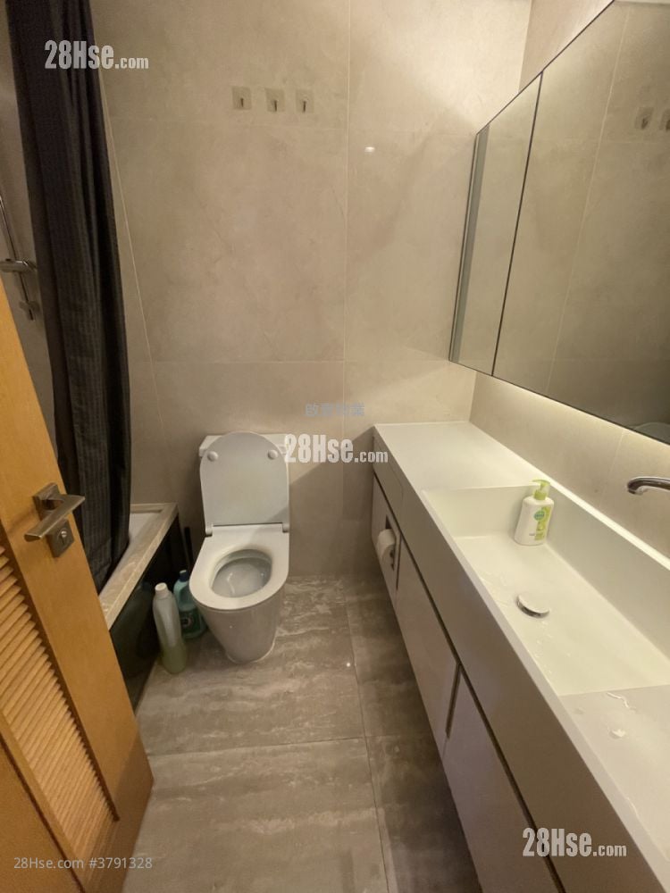 One Kai Tak(Ii) Sell 3 Bedrooms , 1 Bathroom 547 ft²