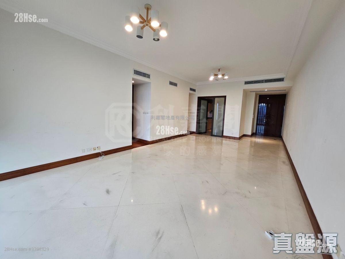 逸珑 售盘 4 房 1,686 平方尺