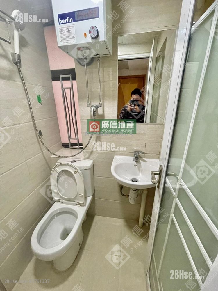 咸美顿街14-20号 租盘 1 房 , 1 浴室 160 平方尺