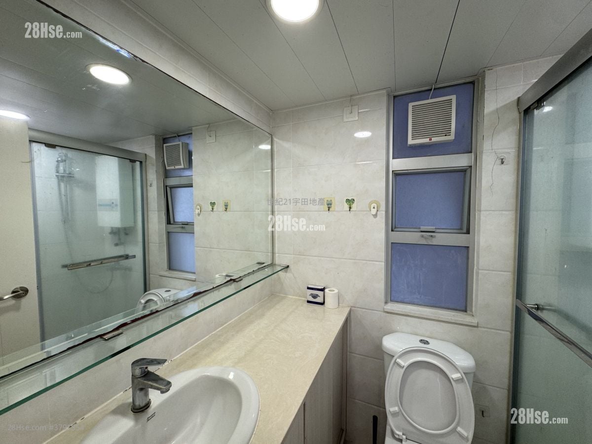 太湖花园 租盘 3 房 , 2 浴室 590 平方尺